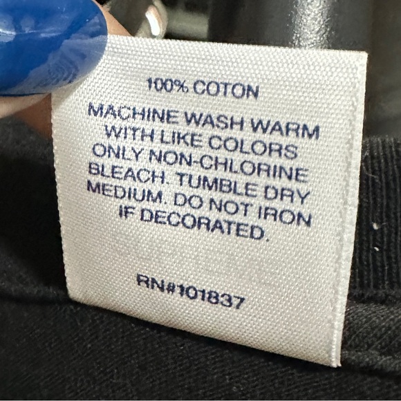 Supreme | Long Sleeve Tee - Picture 4 of 4